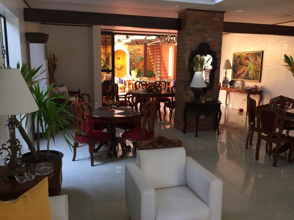 Bed and Breakfast Casa Roces Legazpi Exteriér fotografie