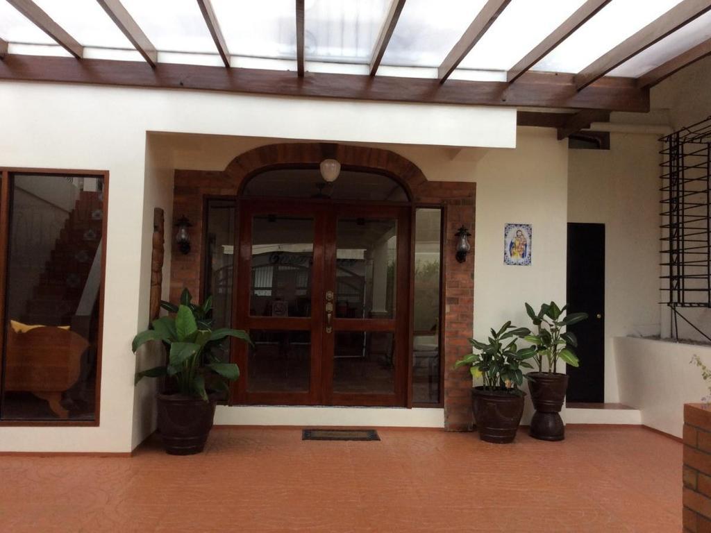 Bed and Breakfast Casa Roces Legazpi Exteriér fotografie