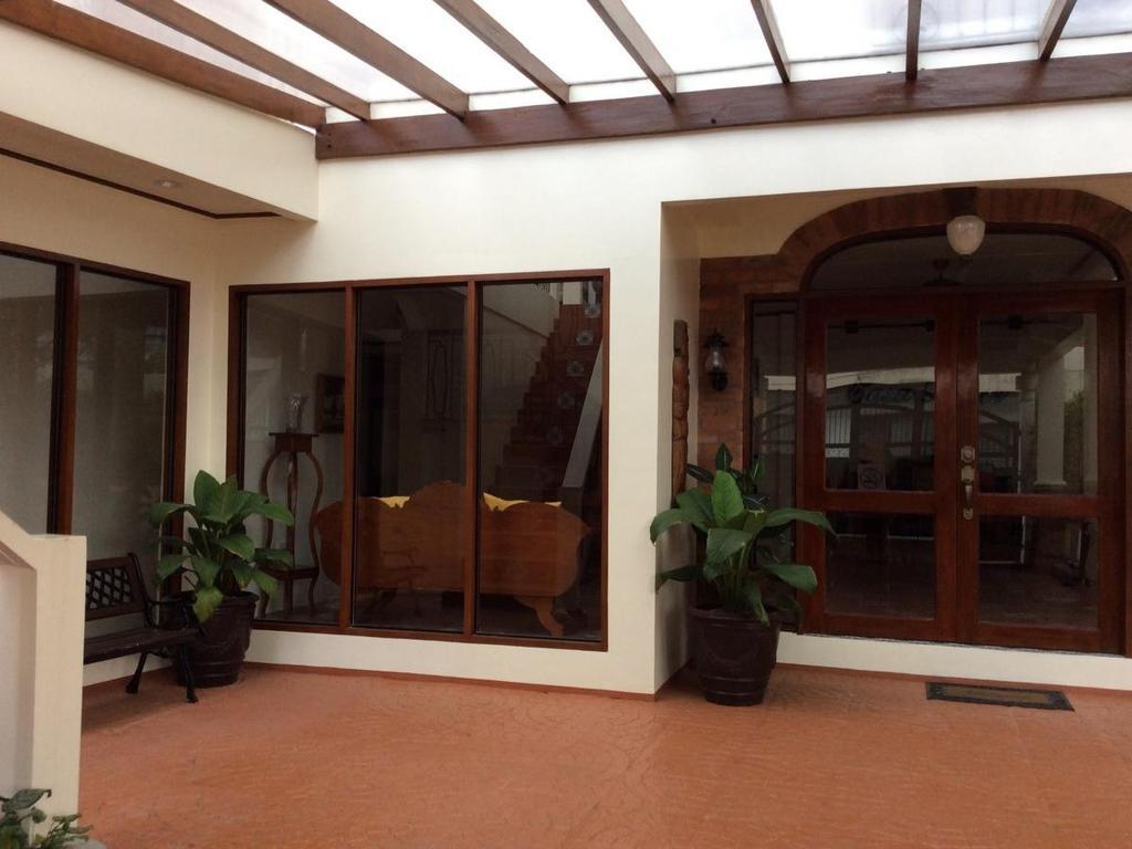 Bed and Breakfast Casa Roces Legazpi Exteriér fotografie